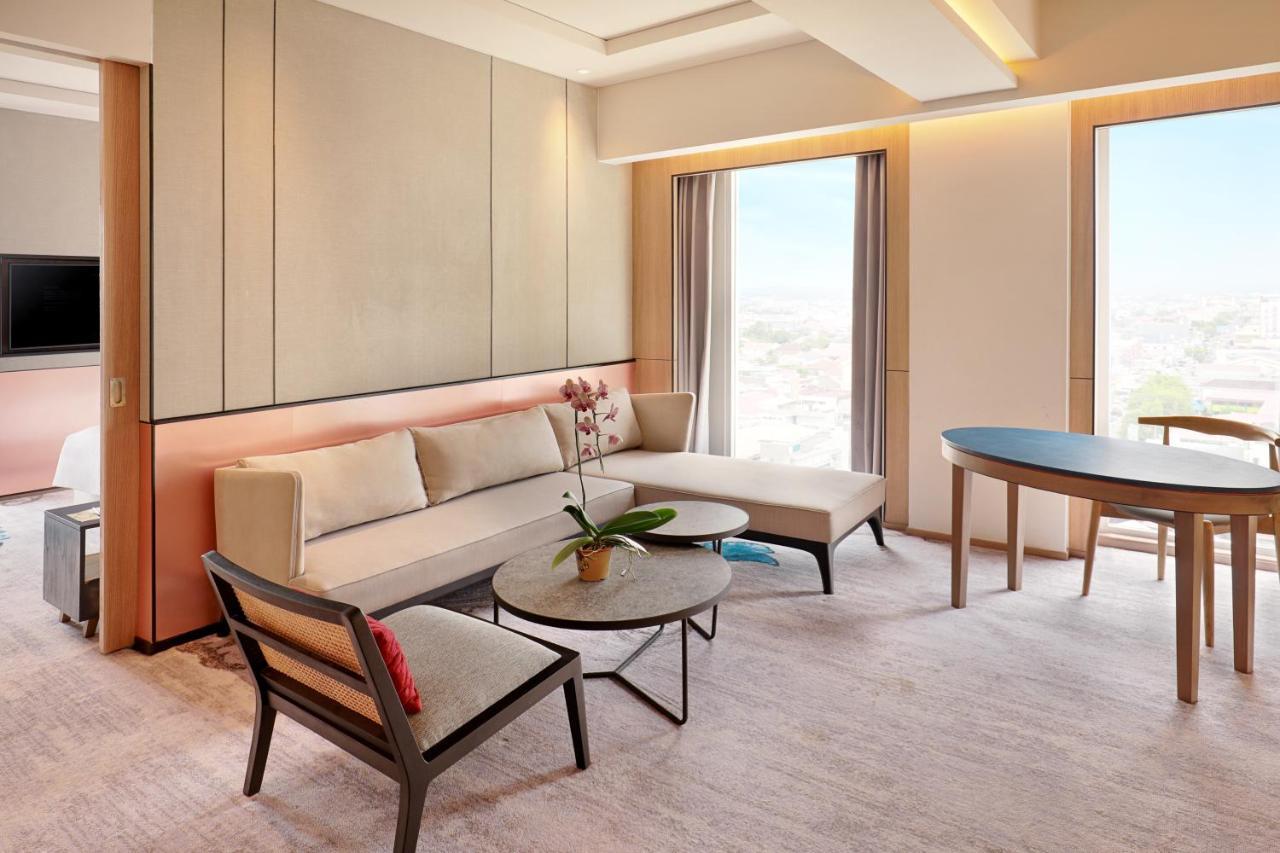 Mercure Samarinda Buitenkant foto