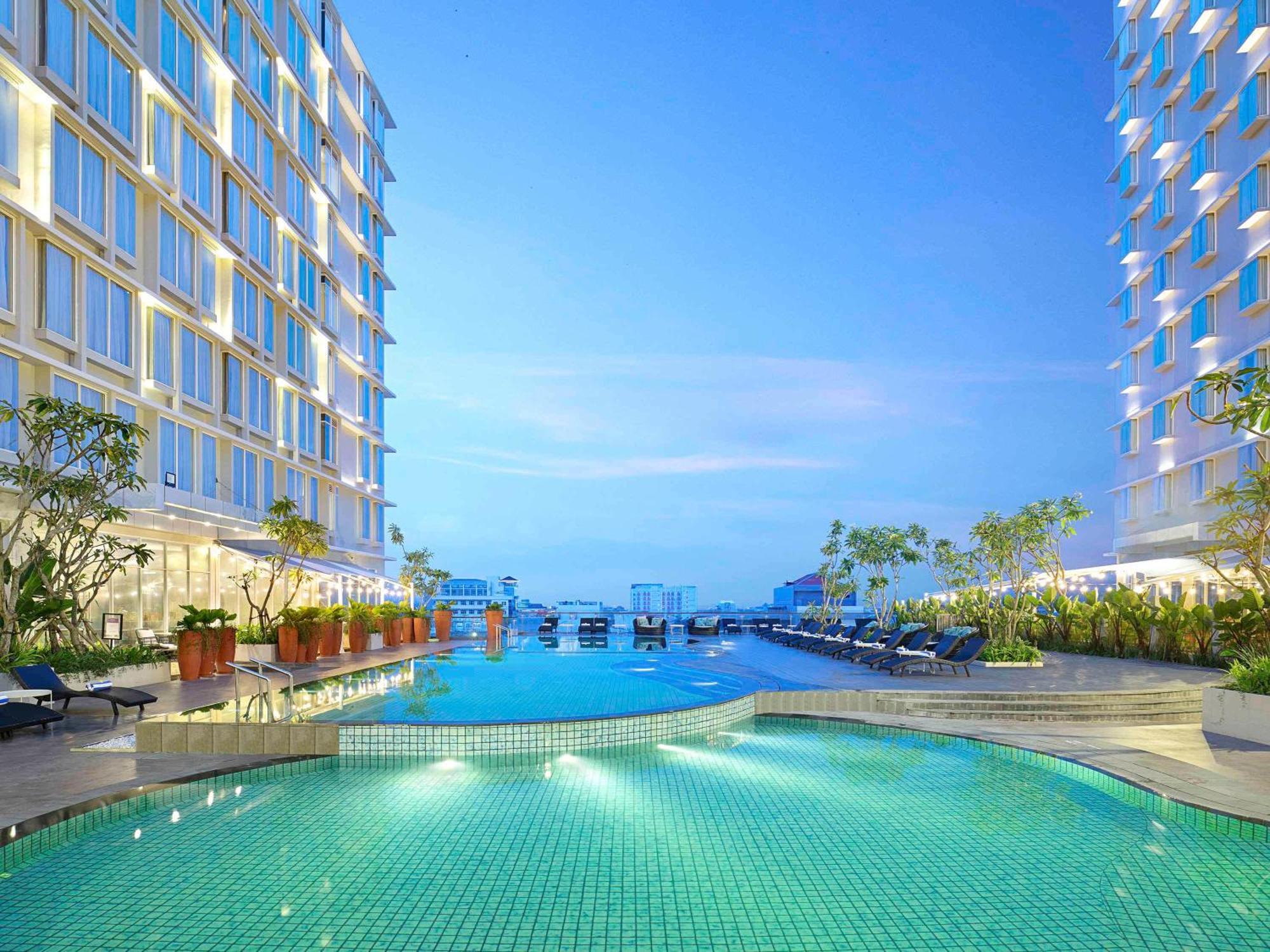 Mercure Samarinda Buitenkant foto
