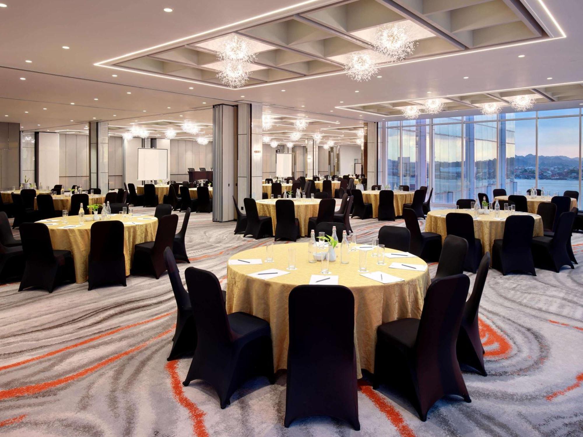 Mercure Samarinda Buitenkant foto