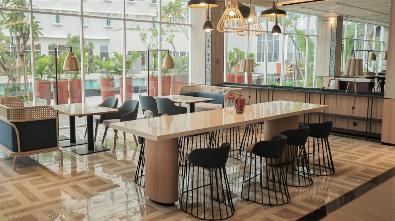 Mercure Samarinda Buitenkant foto